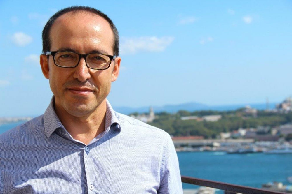 Sönmez Burhan